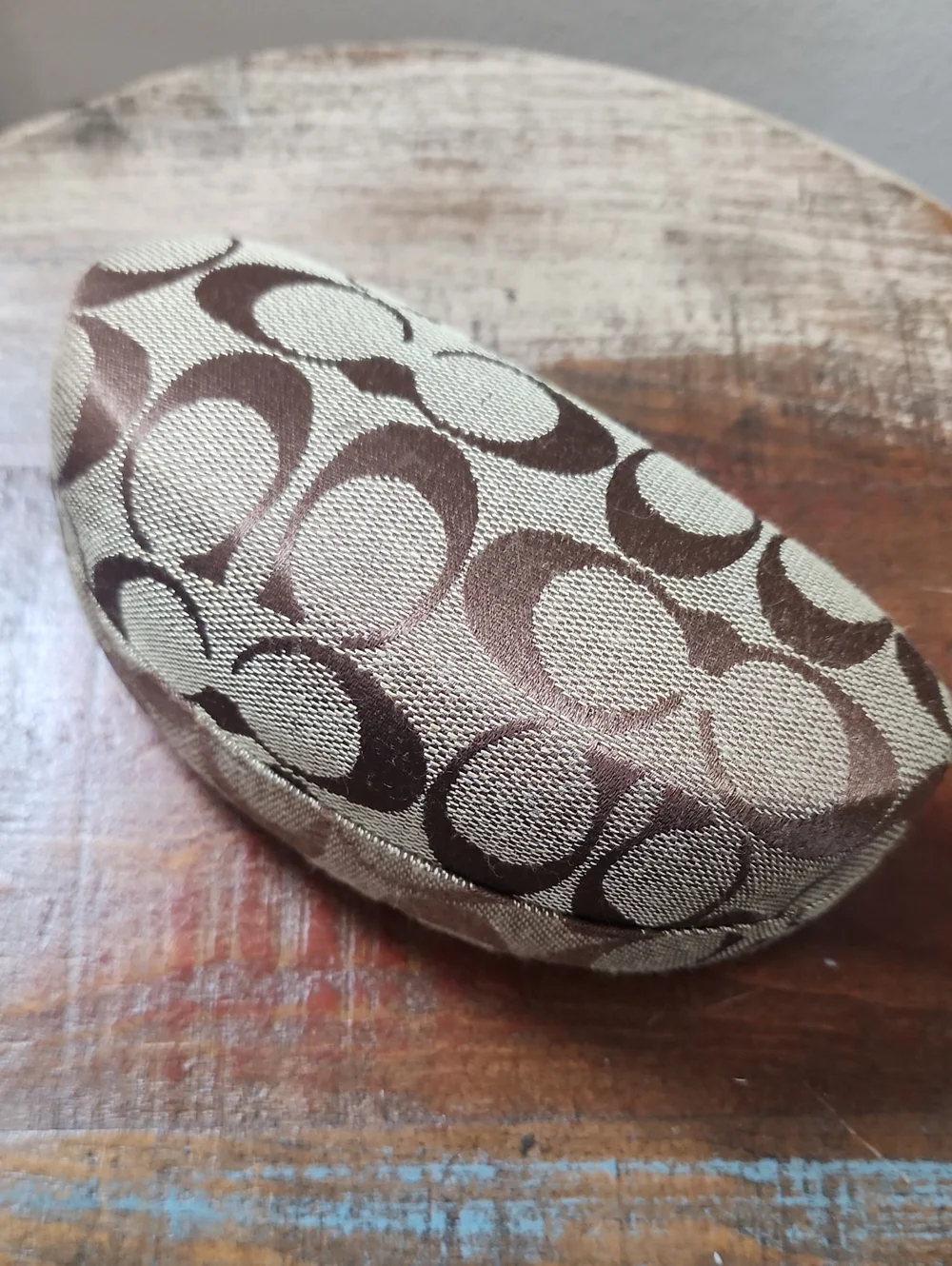 Coach Sunglass Signature Brown Case